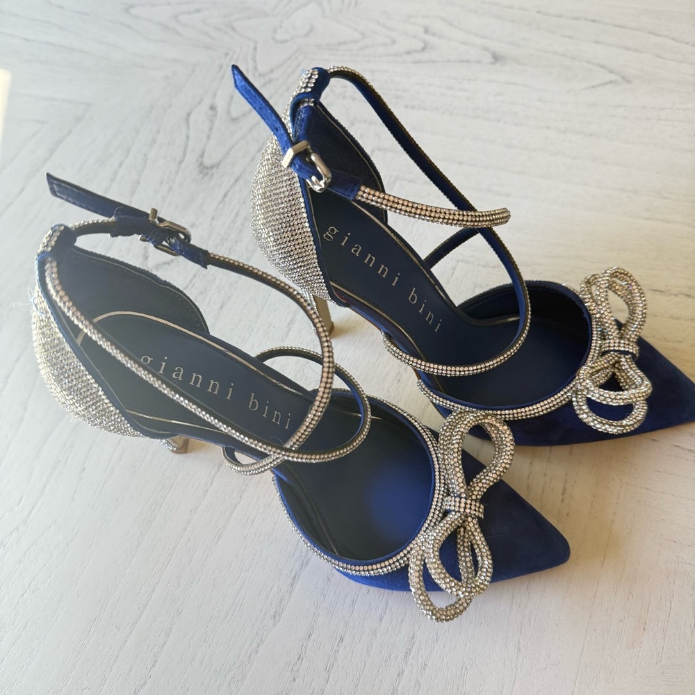 New Gianni Bini Rhinestone Bow Pointed Toe Pumps Heels - Picture 6 of 9